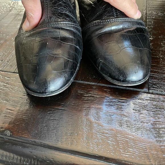 Boots - Picture 7 of 9